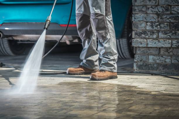 Best Roof Washing  in Madras, OR